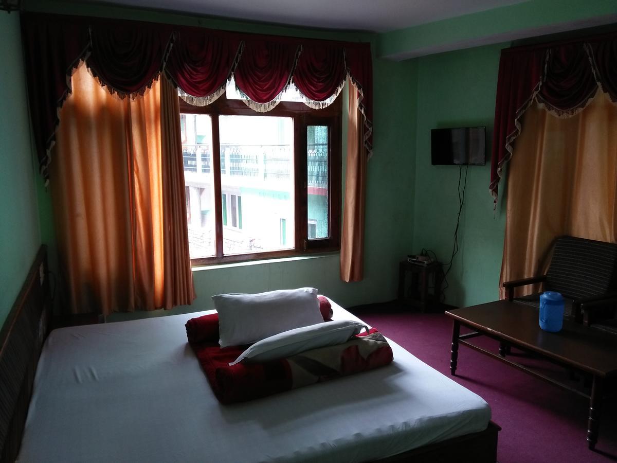 Hotel Neelkanth Manāli Eksteriør billede